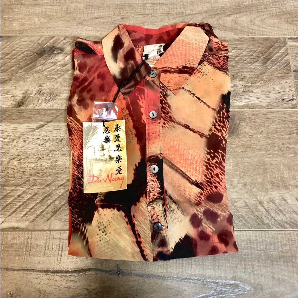 NWT 100% silk Da-Nang amber safari print long sleeve blouse S